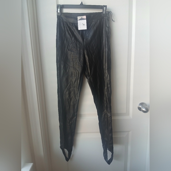 Black Faux Leather Stirrup Leggings - Picture 4 of 4